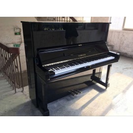Piano Yamaha U30AS