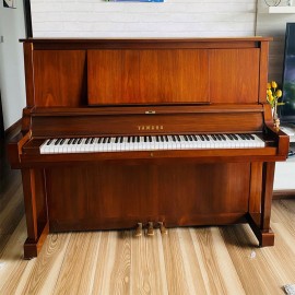 Piano Yamaha W102