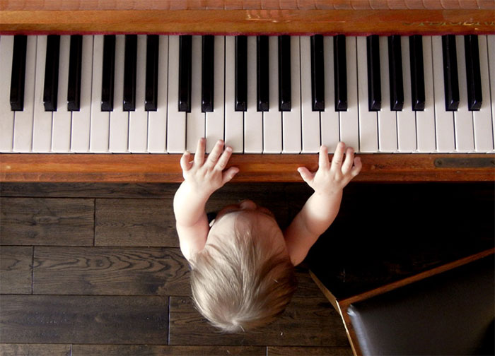 Chia sẻ kinh nghiệm chọn mua đàn piano cho bé
