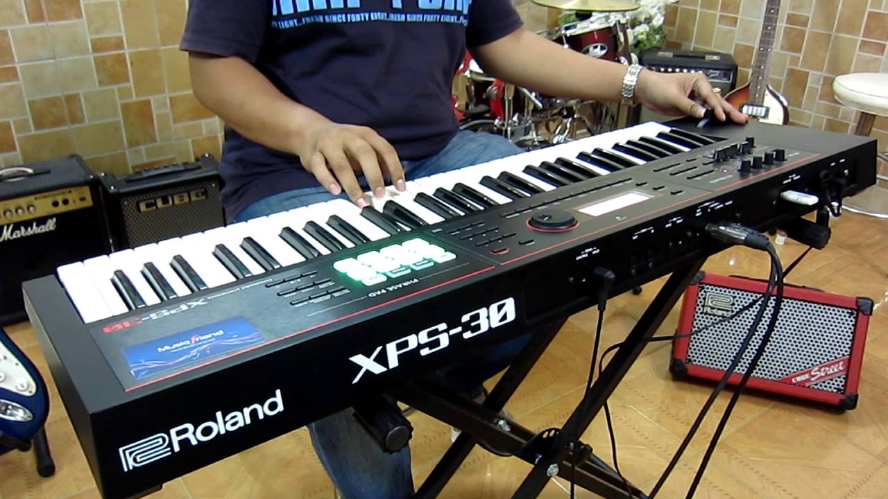 Đàn Organ Roland XPS-30 nổi bật với thiết kế nhỏ gọn