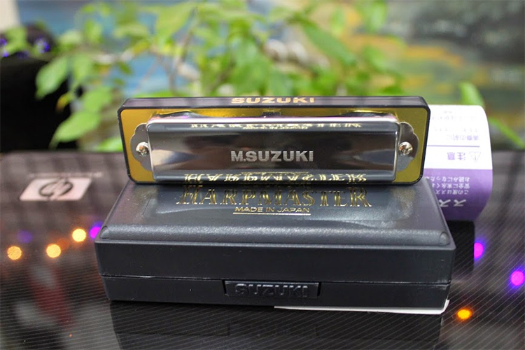 Âm thanh của Suzuki Harmonica MR-200A