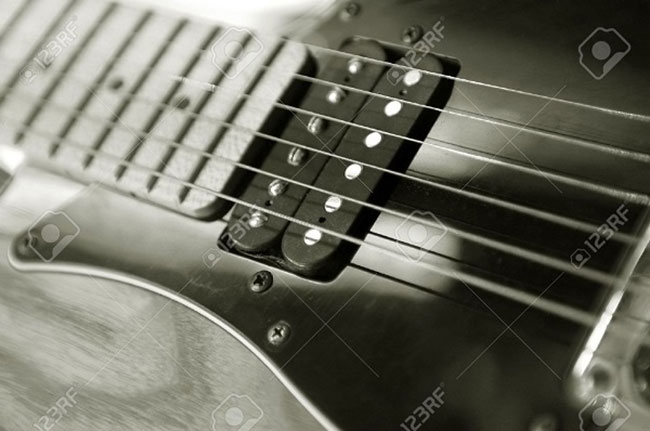 Dây đàn guitar điện được sản xuất với độ dày và kích cỡ khác nha