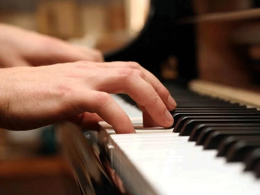 Chơi những bản nhạc Piano mình thích sẽ giúp bạn thư giãn hơn mỗi ngày