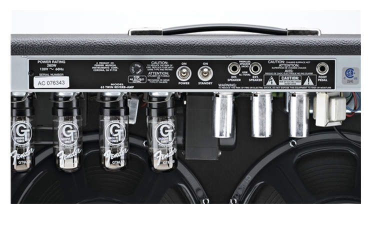 Amplifier Fender 65 TWIN REVERB 230V EUR có nhiều hiệu ứng chuyên nghiệp