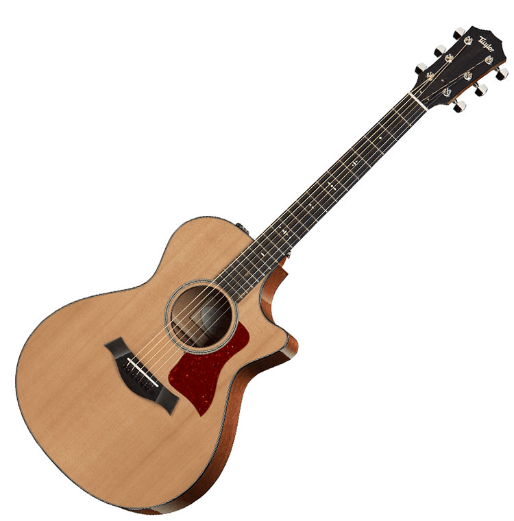 Guitar 512CE với phần mặt được làm bằng gỗ sitka