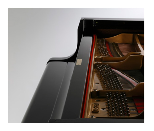 Thùng đàn GL-40  được thiết kế theo tiêu chuẩn piano Kawai