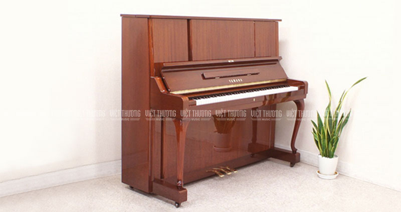 đàn piano yamaha w106 có thiết kế chắc chắn